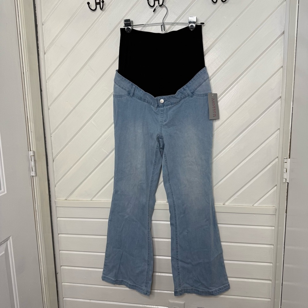 Destination maternity maternity flare jeans light wash